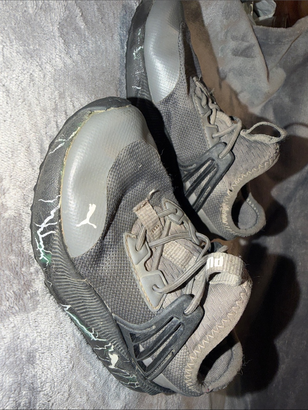 Puma Kids Black Athletic Sneakers with Subtle Gray Accents - Picture 5 of 6